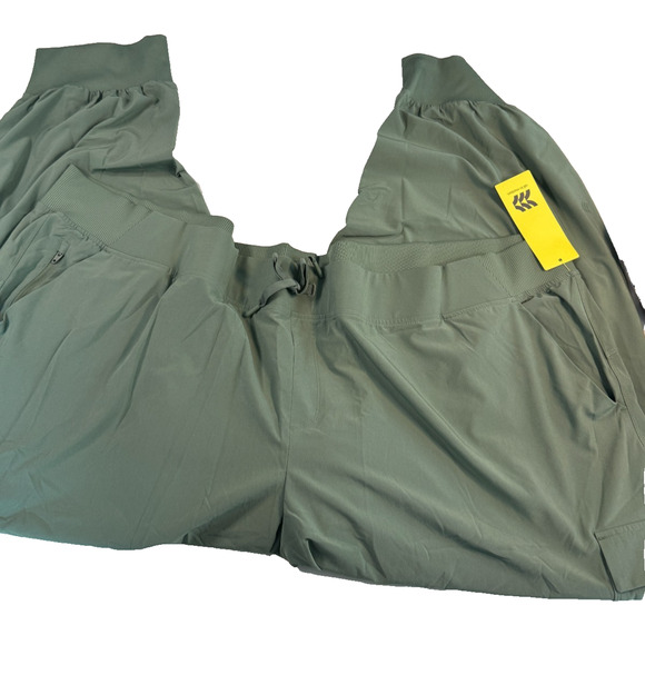 Avenue Pants - All in Motion Women's Stretch Woven Cargo Pants 27" Avenue Green 4X